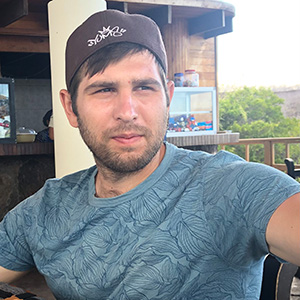 Молодяков Денис